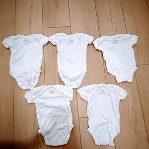 Classic White Kids Burts Bees Baby Short Sleeved 0-3 months Bodysuit Set of 5
